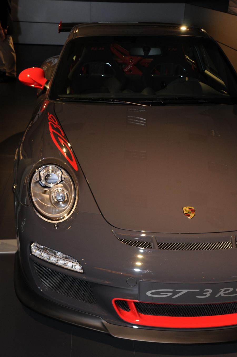  Porsche 911 GT3 RS 2010 года  (фото 13 из 33)